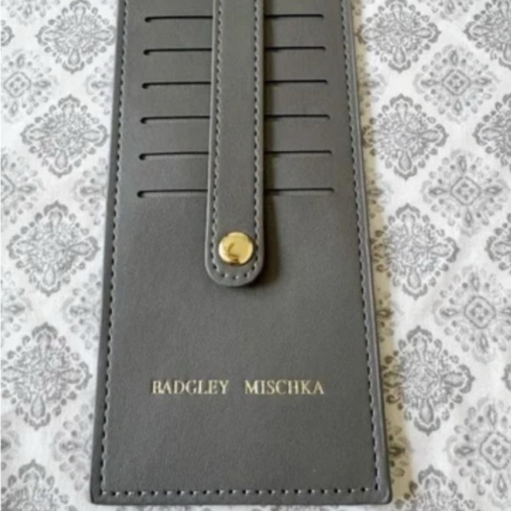 Badgley Mischka Card Holder NWT - Picture 4 of 5